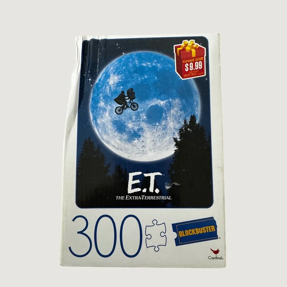 ET The Extra-Terrestrial Blockbuster 300 Piece Puzzle Cardinal VHS Style Box